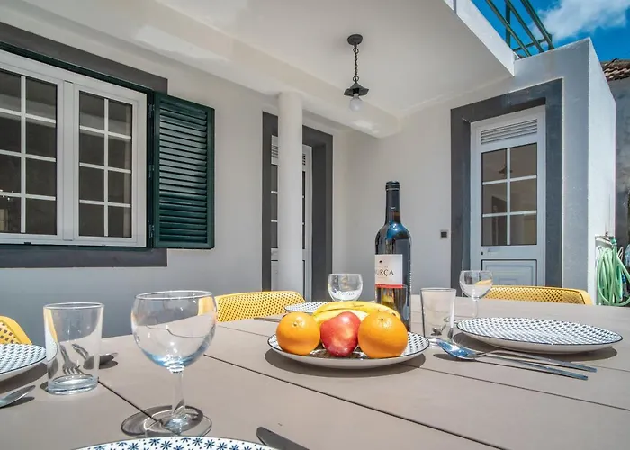 Dom wakacyjny Casa De No Paul do Mar (Madeira)