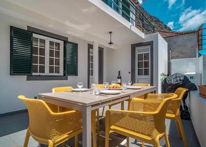 Casa De No Paul do Mar (Madeira)